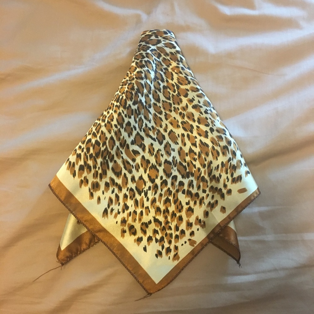 Vintage square leopard silk scarf